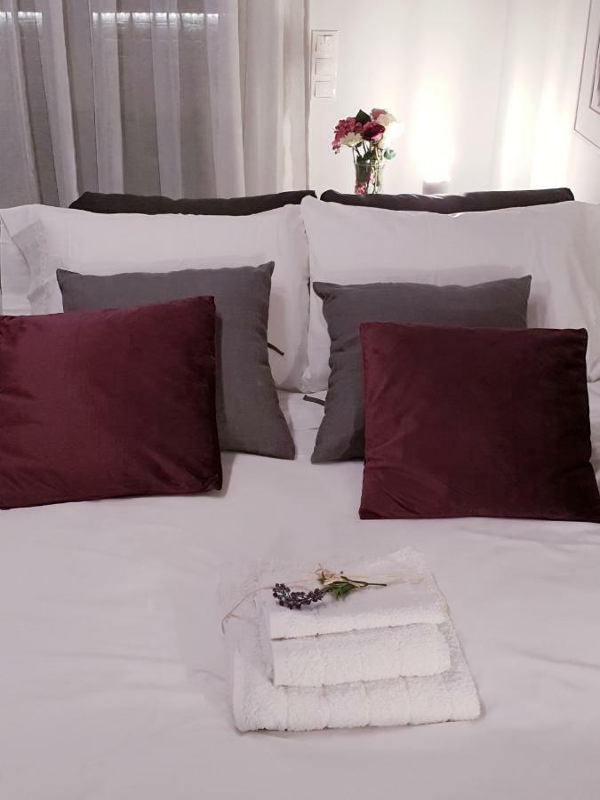 Beautiful Brand New Apartment Seaside เอเธนส์ ภายนอก รูปภาพ
