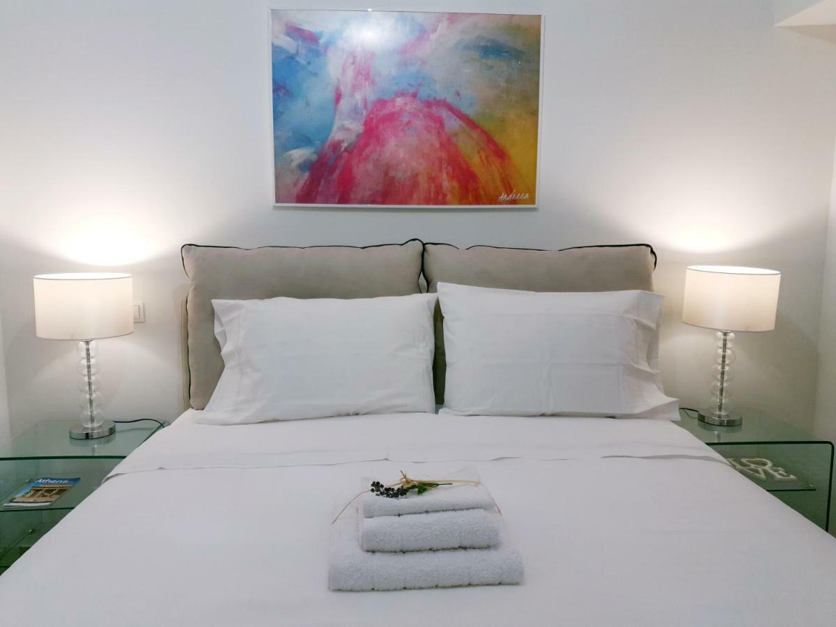 Beautiful Brand New Apartment Seaside เอเธนส์ ภายนอก รูปภาพ